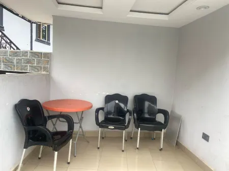 Correct Residence & Resort