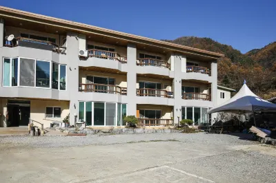 Danyang Season Drawing Pension Hotels near Sobaeksan