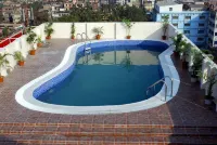 Orchid Business Hotel - Pools