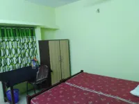 Anju Tourist Home Hotels in Kazhakuttam