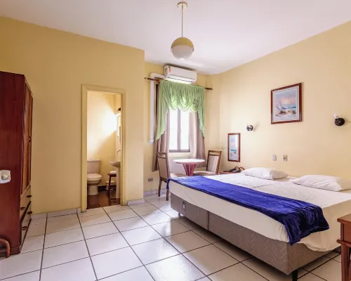 Daher Center Hotel Hoteles cerca de Museo Catavento