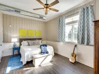 Peaceful Harvard Vacation Rental 3 Mi to Town! Hotels in McHenry County