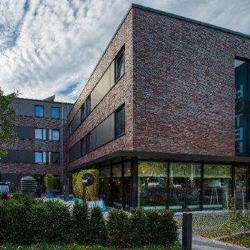 Vienna House Easy by Wyndham Hamburg City Отели рядом с достопримечательностью «Станция метро "Штайнштрассе"»