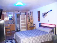 The Buzzards Nest Hotels in Lamar