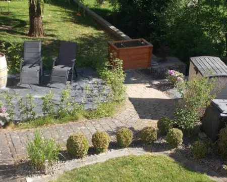 Modern vacation apartment in Bitburg-Stadt, with its own outdoor wellness area ビットブルクのホテル