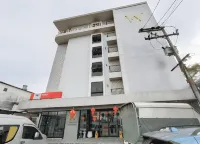 We Resident Hotel Hotels in Khuan Lang