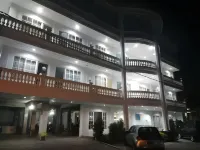 Hasanah Guesthouse de Saphire Hotell i Tunjungsekar
