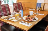 The Sparrow Hotel Hotel di Combe Fields