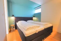 Luxe XL house de Gouden vink, with jacuzzi, 1500 meters from the beach.