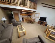Last Minute Deal! Lake Superior Views Near Waterfalls 3 Bedroom 2 Bathroom
