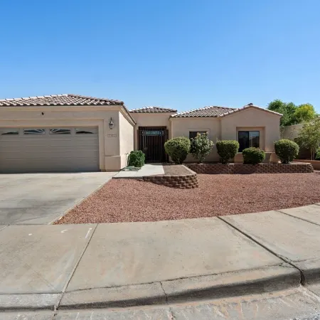 Picacho Pool House - NO Cleaning or Extra Guest Fees