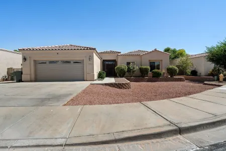 Picacho Pool House - NO Cleaning or Extra Guest Fees