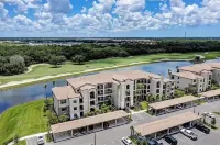 BEAUTIFUL New Condo in Lakewood National Golf and Country Club Hotel a Manatee County