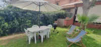 Marina di San Nicola holiday home with garden Hotels in Ladispoli