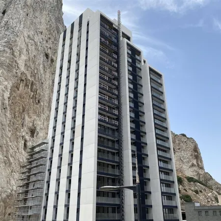Brand New Studio Near The Beach, Gibraltar