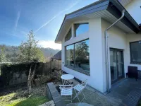 Near junction 6 M25, Gatwick Airport M23, London zone 6, next to Caterham School Hotel a Tandridge District