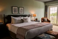 The Harbor Front Inn