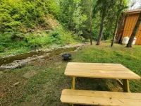 CreekWalk Cabin Các khách sạn ở Newfield