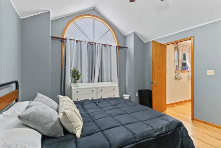 Roadmap Lodging: Garden Oasis by Cedarcrest Отели в г. Колумбус