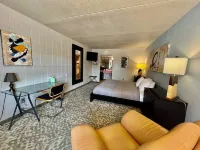 Downtown CF Studio - Free Gated Parking! 516