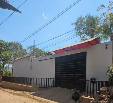 Modern House near a river "La Casita Cruz" Hotel di 