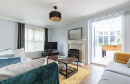 Beautiful 3 Bedroom Home Perfect for Long Stays in Chelmsford