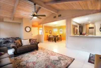 Golf Views - Bell Rock - Hiking - Modern Comforts