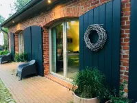 Ferienwohnung III auf Hof Himmelgrün Hotels in Saal