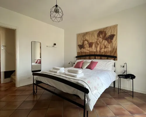 [I Laghi di Como] Apartment 7 People - LargeTerrace-3Rooms-2Bathrooms-1Kitchen Hotel a Erba