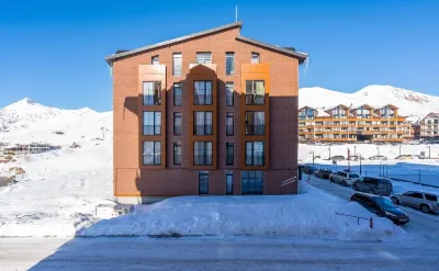 New Gudaur Redco Four Seasons F2 Hotels near Gudauri Ski Resort