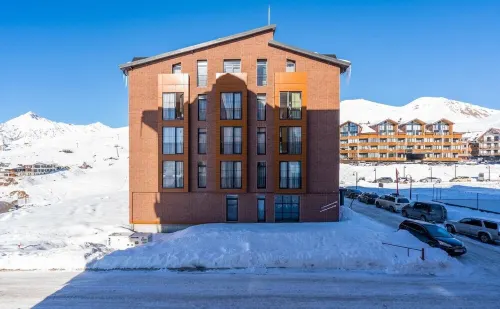 New Gudaur Redco Four Seasons F2 Hotels in Ganisi