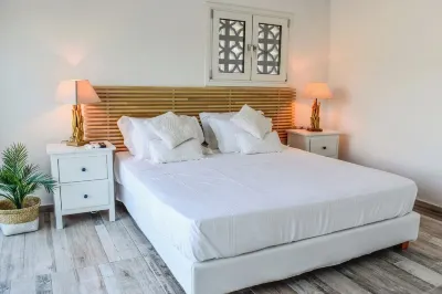 Minimal villa with a wonderful view of Skiathos town Hotels near Skopelos