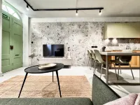 Exclusive Maisonette Retreat off the Seafront