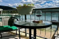 Adriatic Gem: Waterfront home Private Beach & Garden in Serene village near Ston