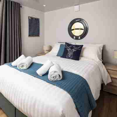 Ormer floating pod in St Helier Marina Rooms