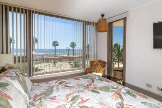 Disegni 03 - First line - Sea view and relaxation Hotels in 