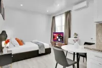 Orange Is The New Black Studio - BRAND NEW !