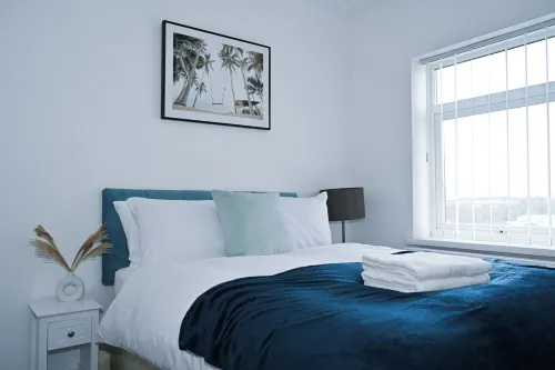 3BED Home in Sunderland (Sleeps upto 6, Free Parking) 7min to stadium of light