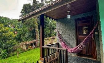 Chalé Com Hidro, Cachoeira Privativa e Café da Manhã