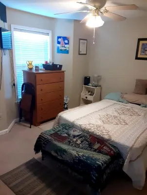 Tater's Townhome is a cozy 1-bedroom condo with AC, TV no wifi  on the 1st Floor