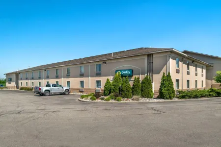 Quality Inn & Suites Next to the Casino Отели в г. Маршалл