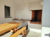 Casa dos Castanheiros - The White Cottage