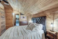 Historic General Store Stay- Balcony, games-Minutes to Blue Ridge & McCaysville!