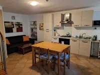 MARIO'S HOUSE, near to VARENNA Hotels in Perledo