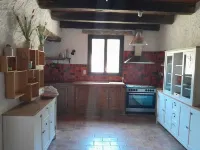 Country house for rent in 7700 St-Marcel d'Ardèche Hôtels à : Saint-Marcel-d'Ardèche