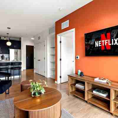 Stylish 1B in DT Minneapolis, Minutes to Minneapolis Convention Center & US Bank Others