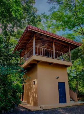 Henton Hacienda ,fiv minutes drive from the beach.