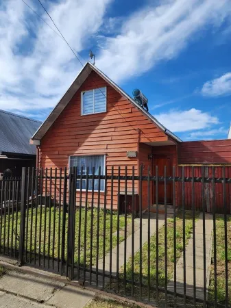 House in Puerto Varas Отели в г. Пуэрто-Варас