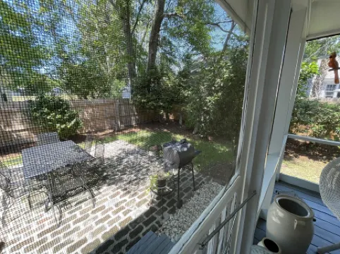 Historic District,3 bedrooms & 2 full baths, one level. Fenced backyard. Porch.