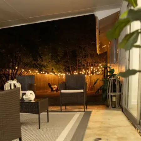 Spring Specials - Chic Boho Style - FirePit - 20Min to Six Flags - 10Min to Rafb